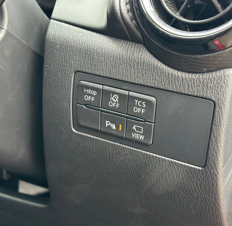 
								Mazda CX-3 full									