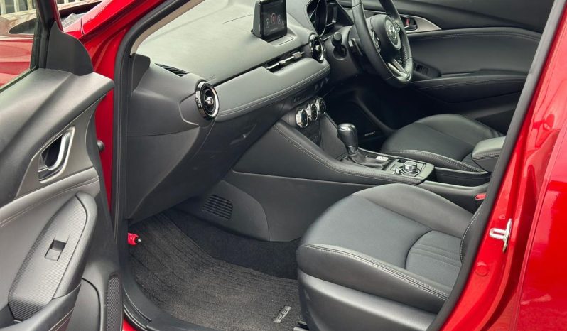 
								Mazda CX-3 full									