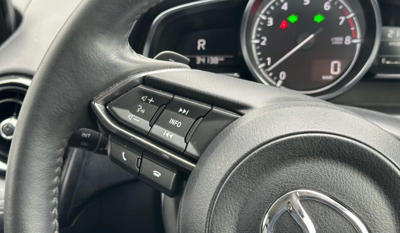 
								Mazda CX-3 full									