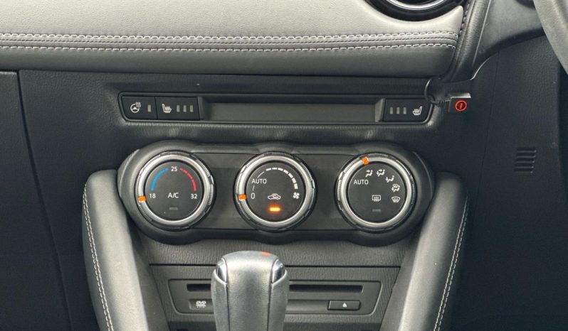 
								Mazda CX-3 full									