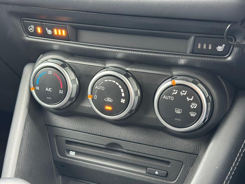 
								Mazda CX-3 full									