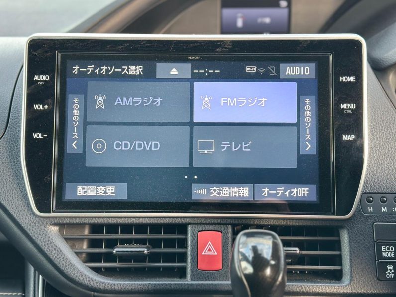 
								Toyota Esquire full									