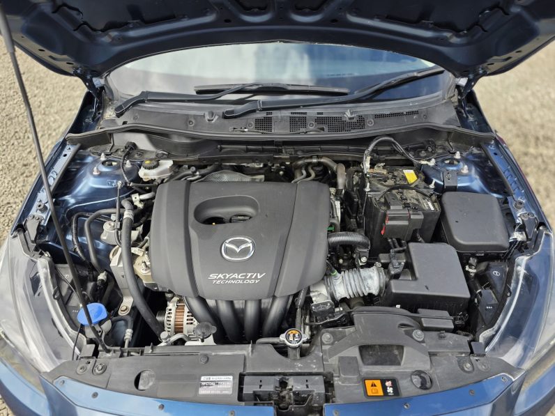 
								Mazda Demio full									