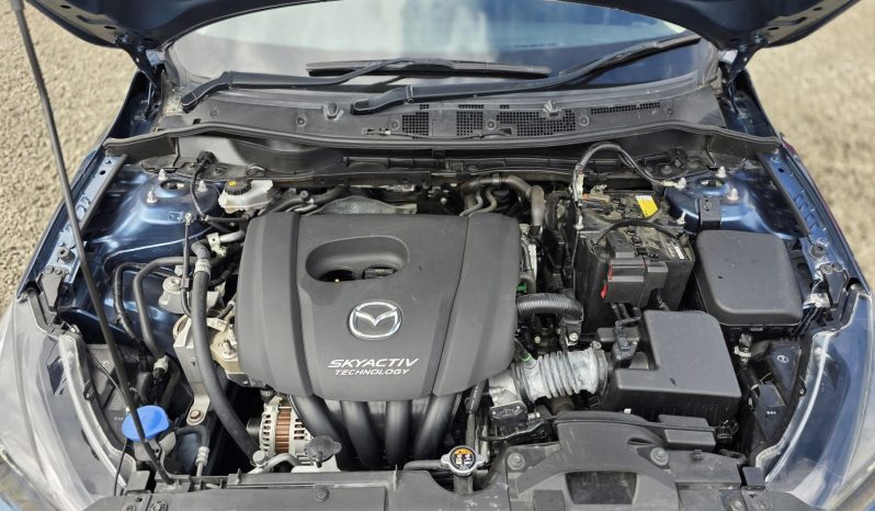 
								Mazda Demio full									