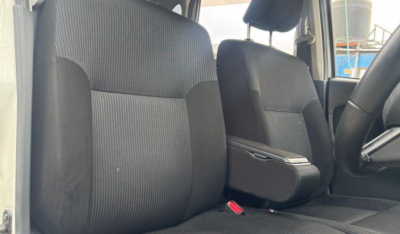 
								Daihatsu Move full									
