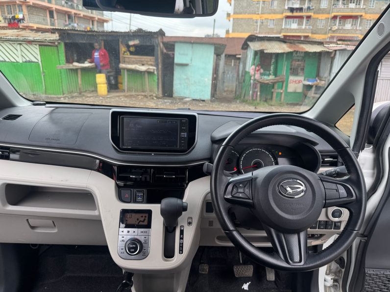 
								Daihatsu Move full									