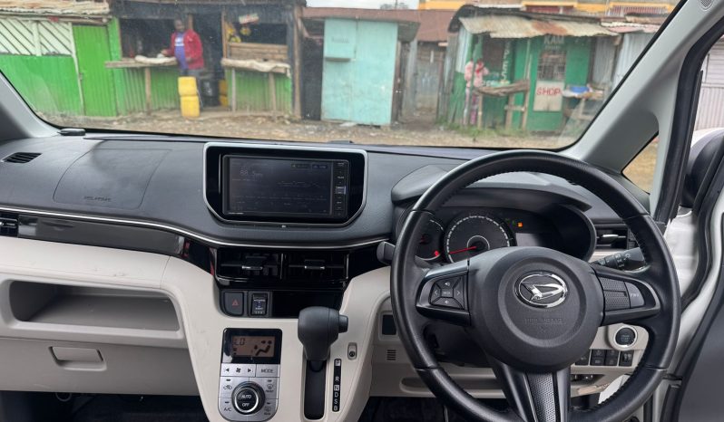 
								Daihatsu Move full									
