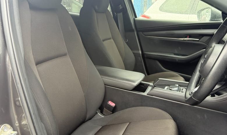 
								Mazda 3 full									