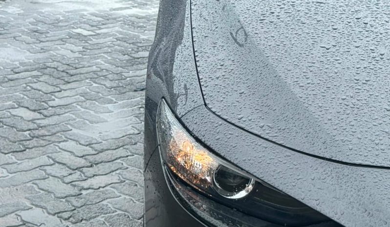 
								Mazda 3 full									
