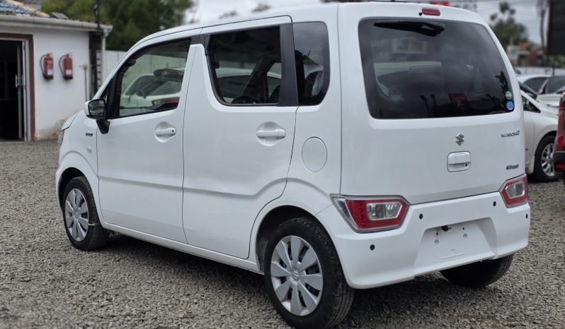 
								Suzuki Wagon R full									