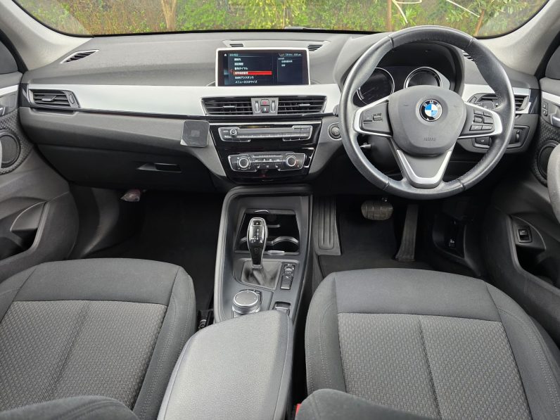 
								BMW X1 full									