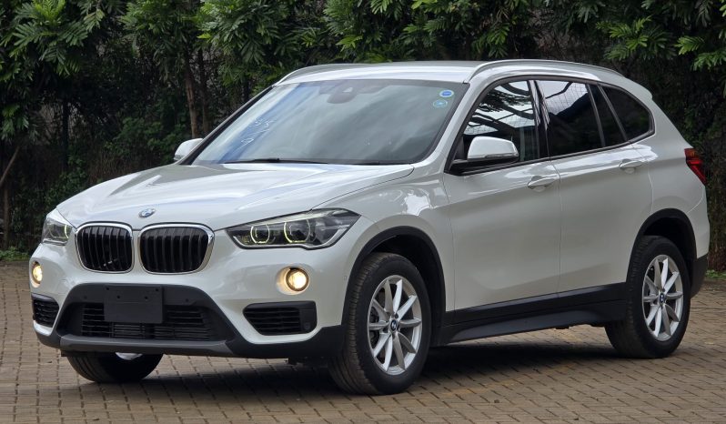 
								BMW X1 full									