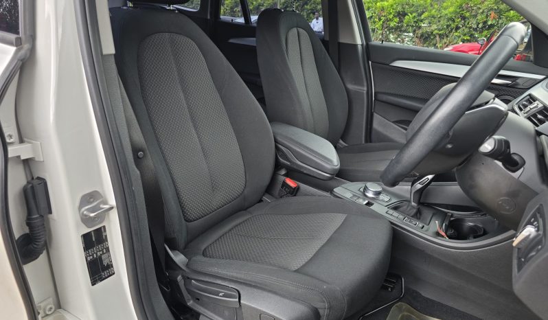 
								BMW X1 full									