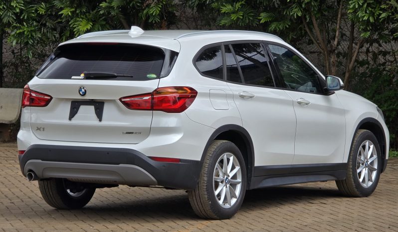 
								BMW X1 full									