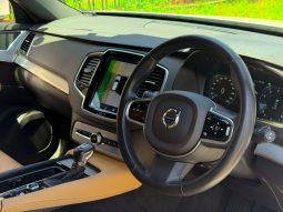 Volvo XC90 T5