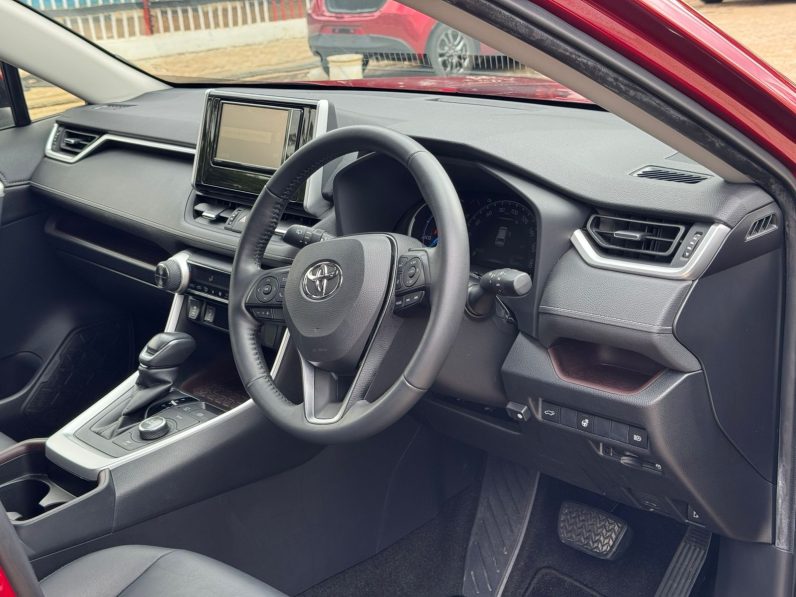 
								Toyota Rav4 full									