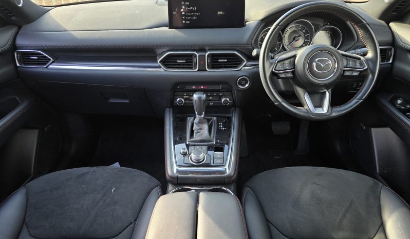 
								Mazda CX-8 full									