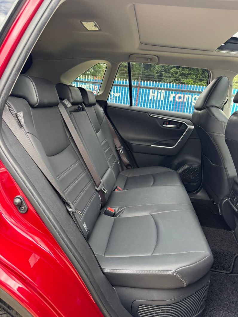 
								Toyota Rav4 full									