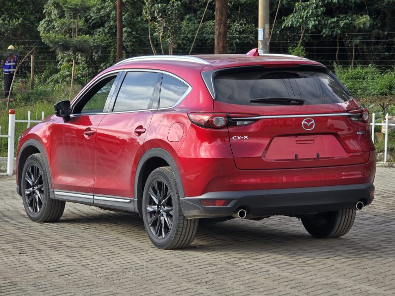 
								Mazda CX-8 full									
