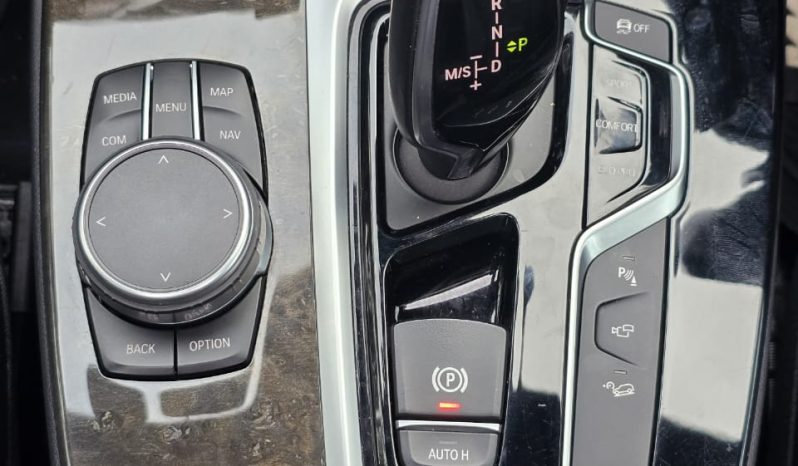 
								BMW X3 full									