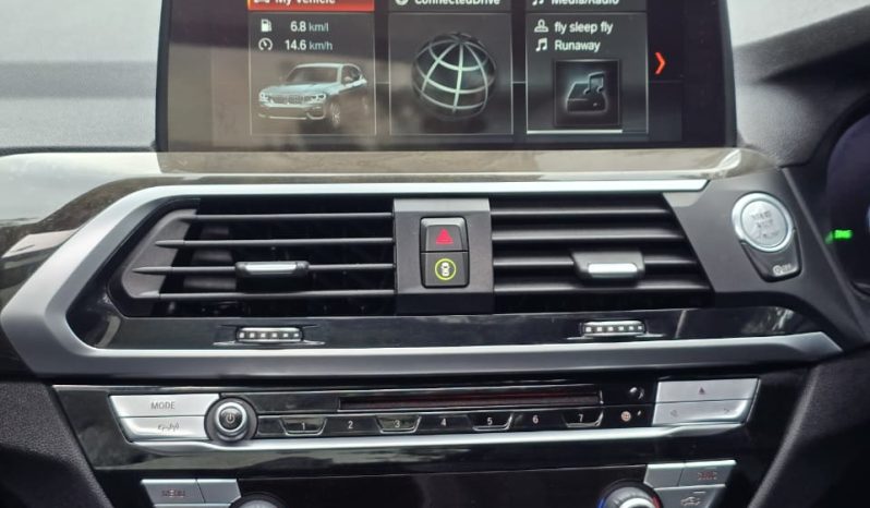 
								BMW X3 full									