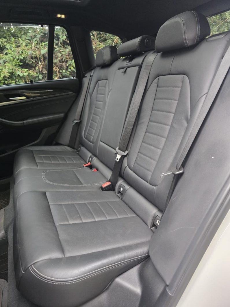 
								BMW X3 full									
