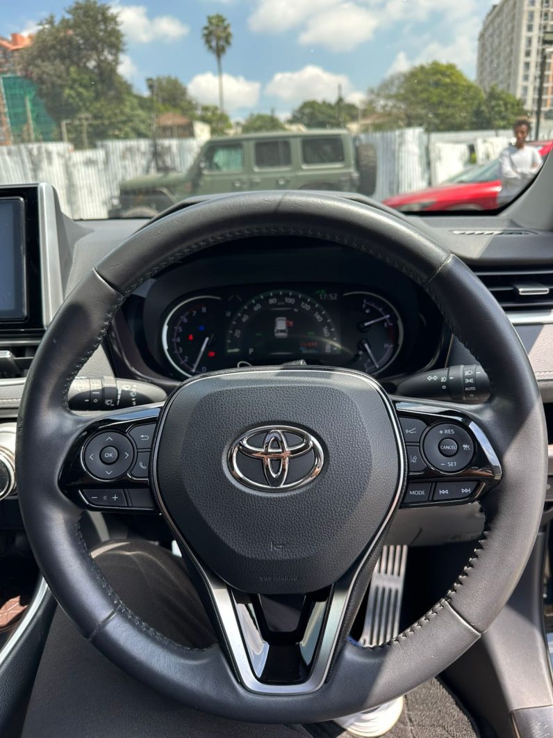 
								Toyota Rav4 full									