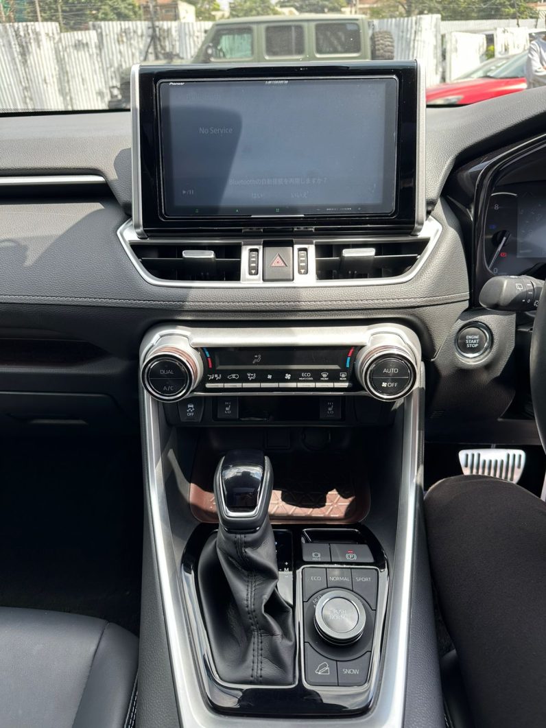 
								Toyota Rav4 full									