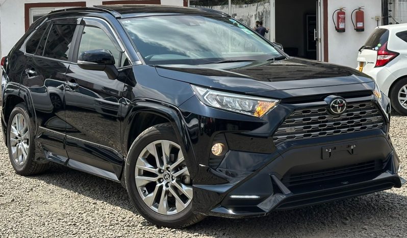 
								Toyota Rav4 full									