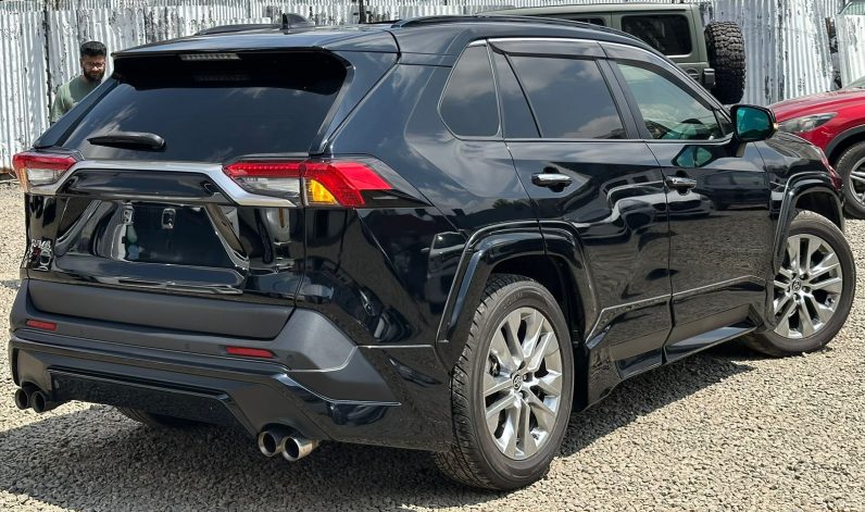 
								Toyota Rav4 full									