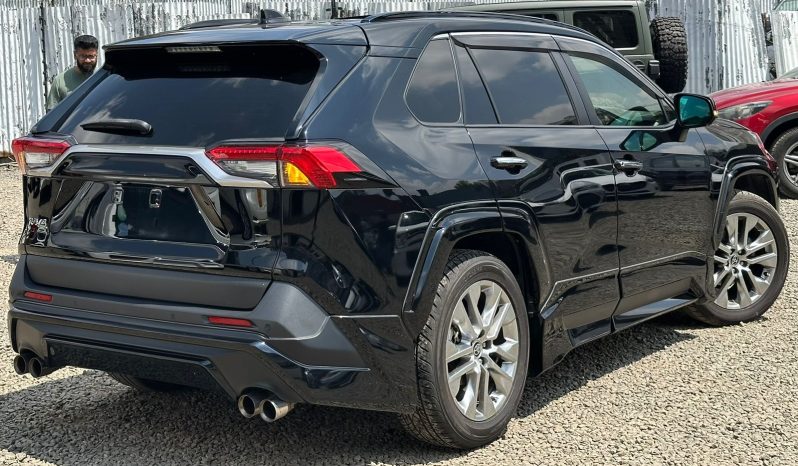 
								Toyota Rav4 full									