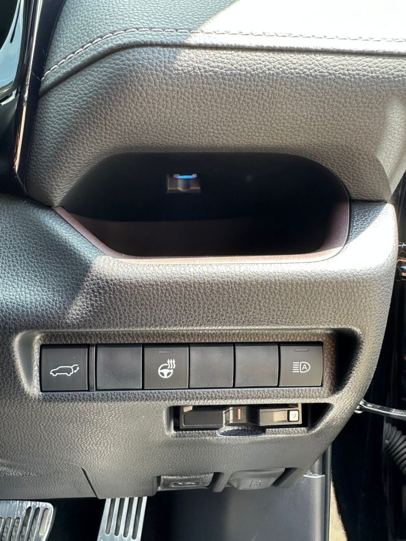 
								Toyota Rav4 full									