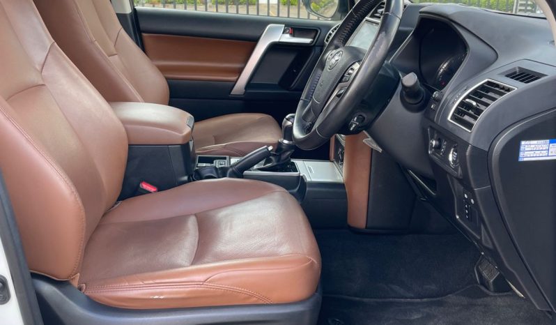 
								Toyota Landcruiser Prado TXL full									
