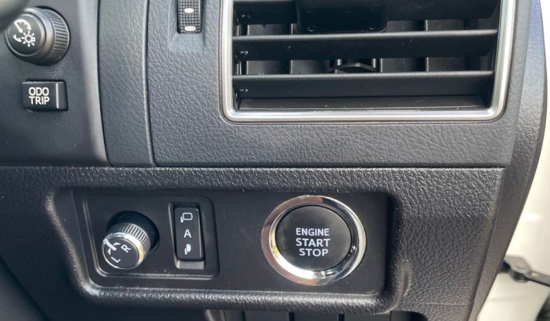 
								Toyota Landcruiser Prado TXL full									