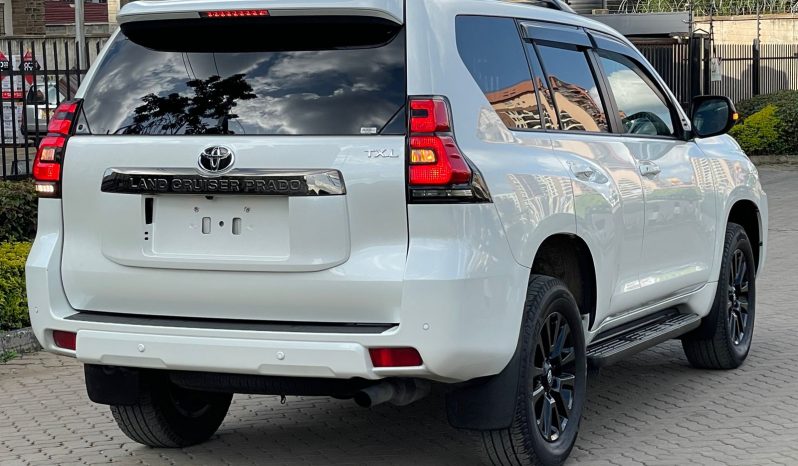 
								Toyota Landcruiser Prado TXL full									