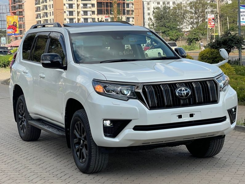 
								Toyota Landcruiser Prado TXL full									