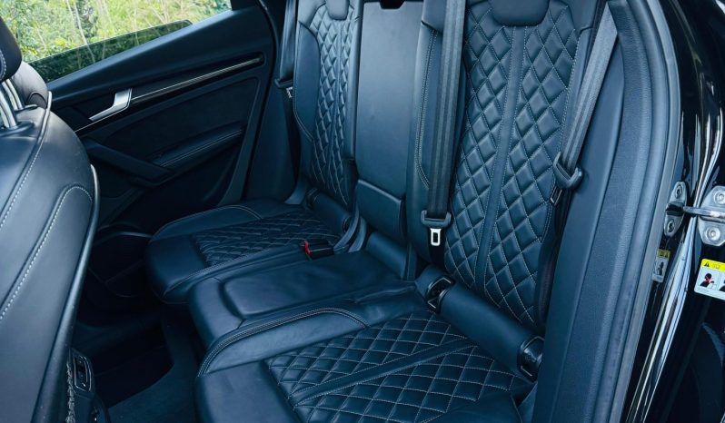 
								Audi SQ5 full									