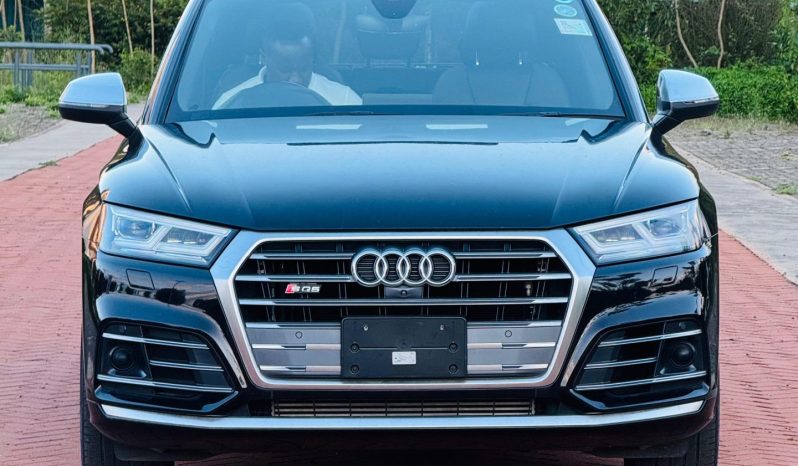 
								Audi SQ5 full									