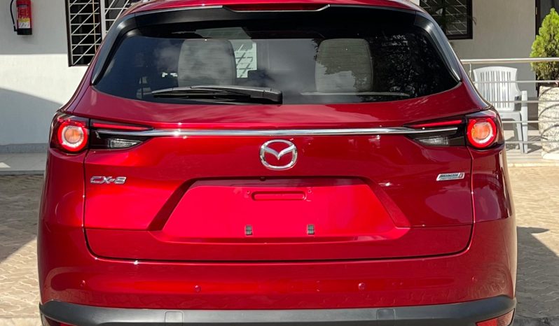 
								Mazda CX-8 full									