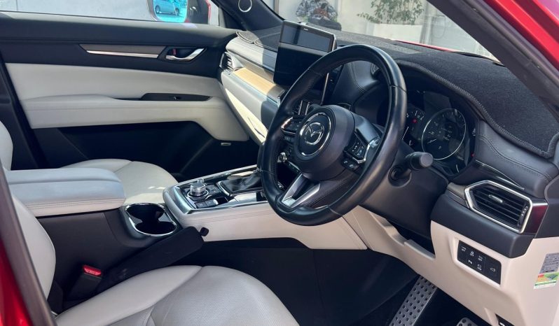
								Mazda CX-8 full									