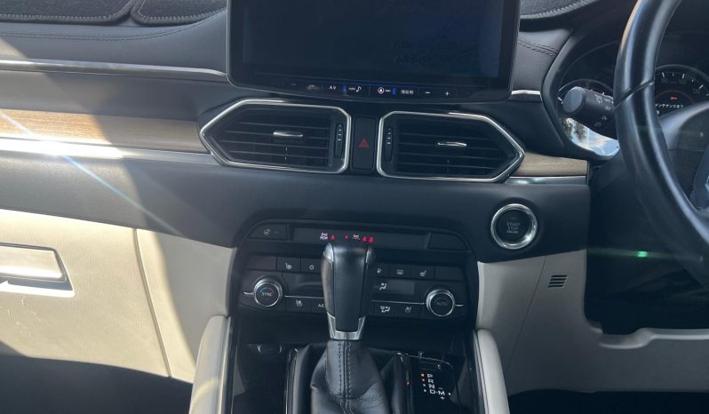 
								Mazda CX-8 full									