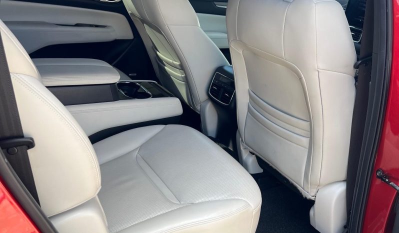 
								Mazda CX-8 full									
