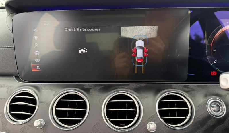 
								Mercedes Benz E200 EQBOOST full									