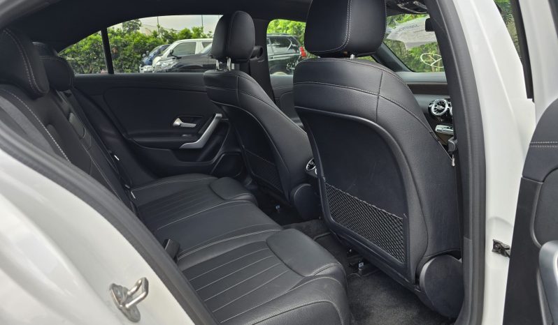 
								Mercedes Benz A250 full									