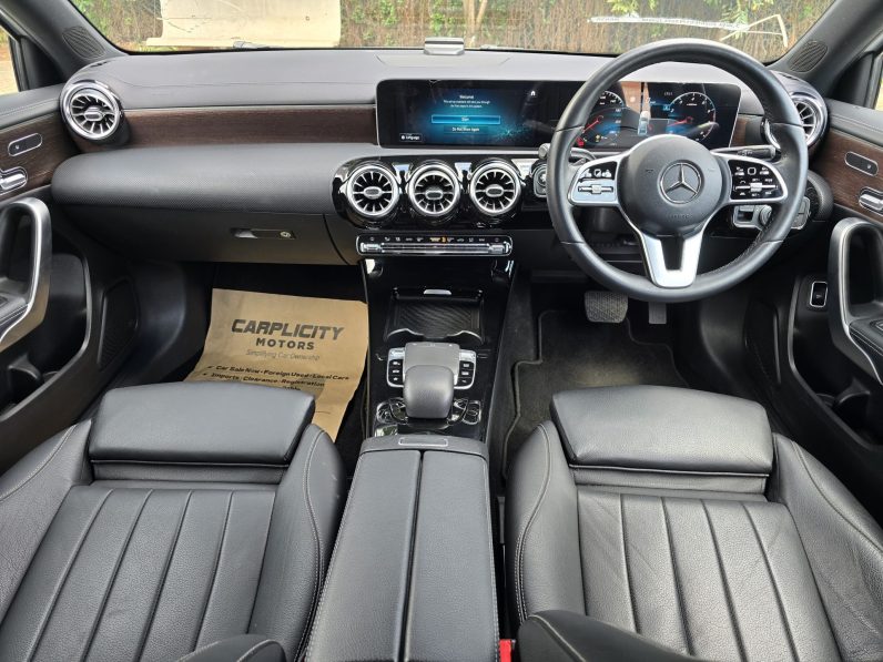 
								Mercedes Benz A250 full									