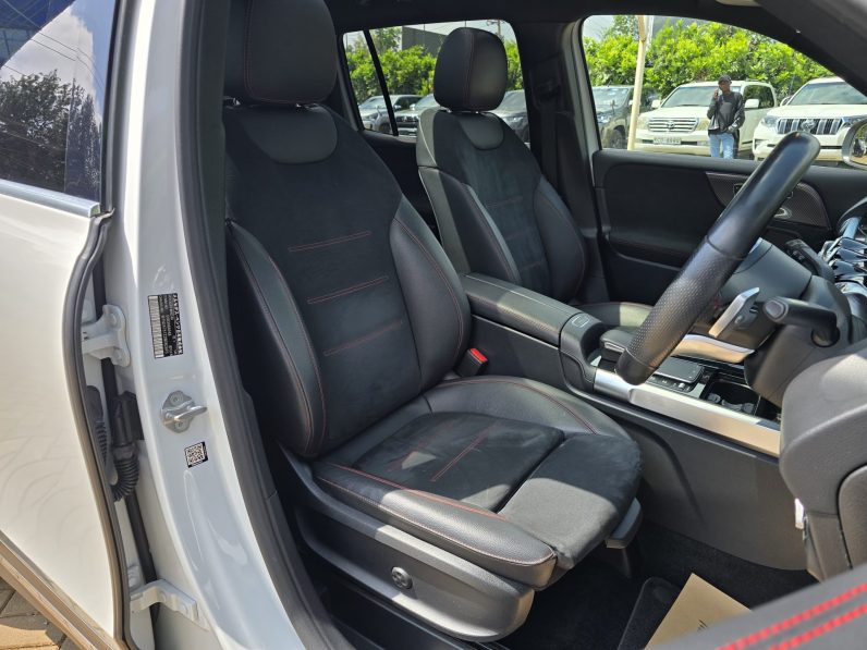
								Mercedes Benz GLB 200d full									