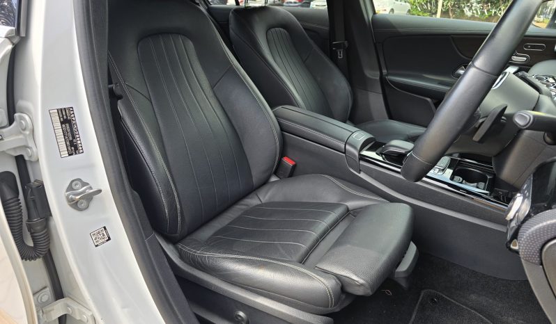 
								Mercedes Benz A250 full									