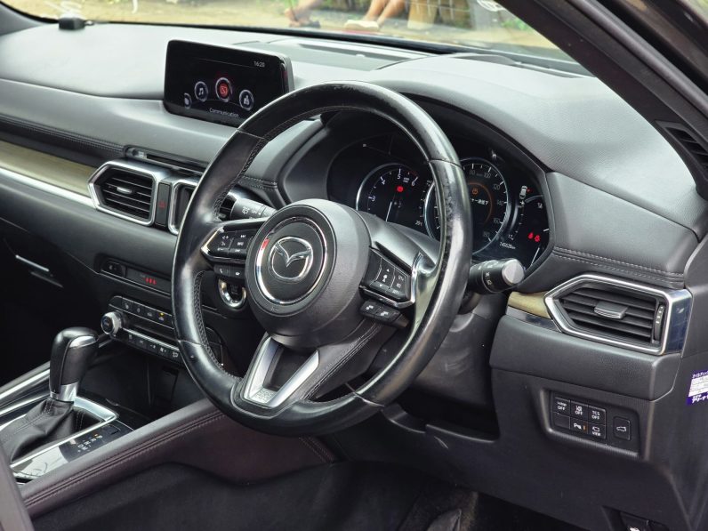 
								Mazda CX-5 full									