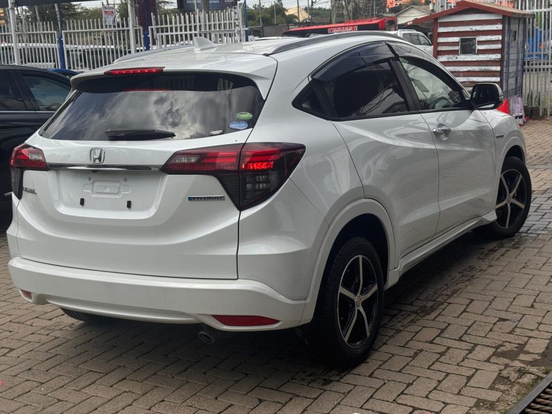 
								Honda Vezel full									