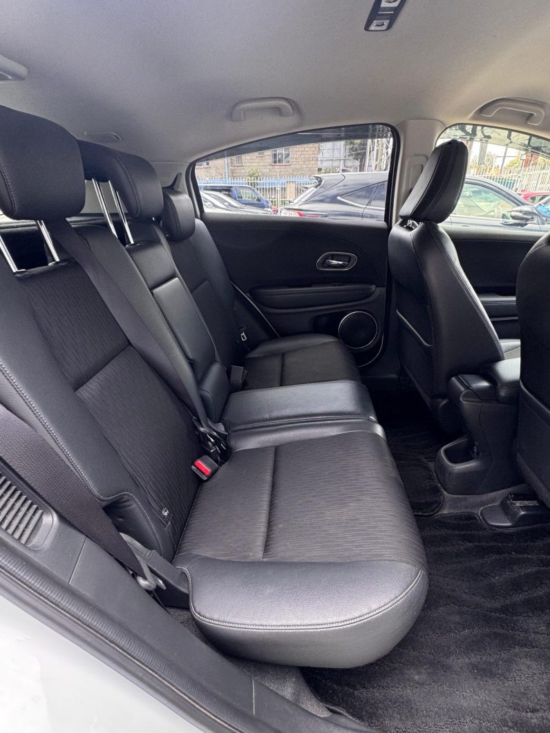 
								Honda Vezel full									
